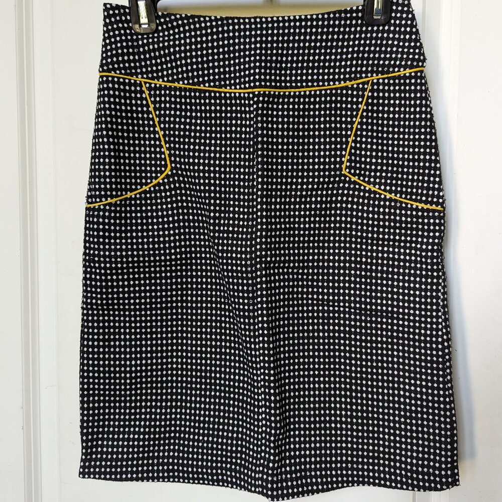 Vintage style pencil skirt
